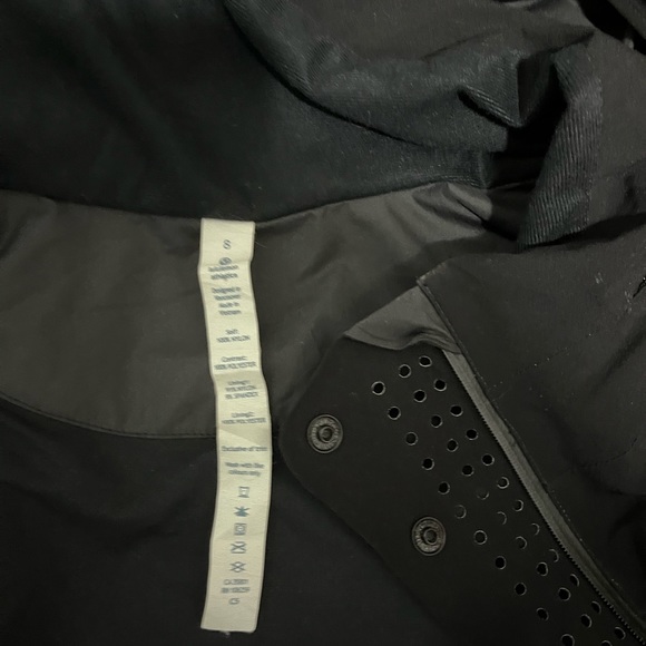 Ladies Lululemon Jacket Size 8 - Picture 8 of 13